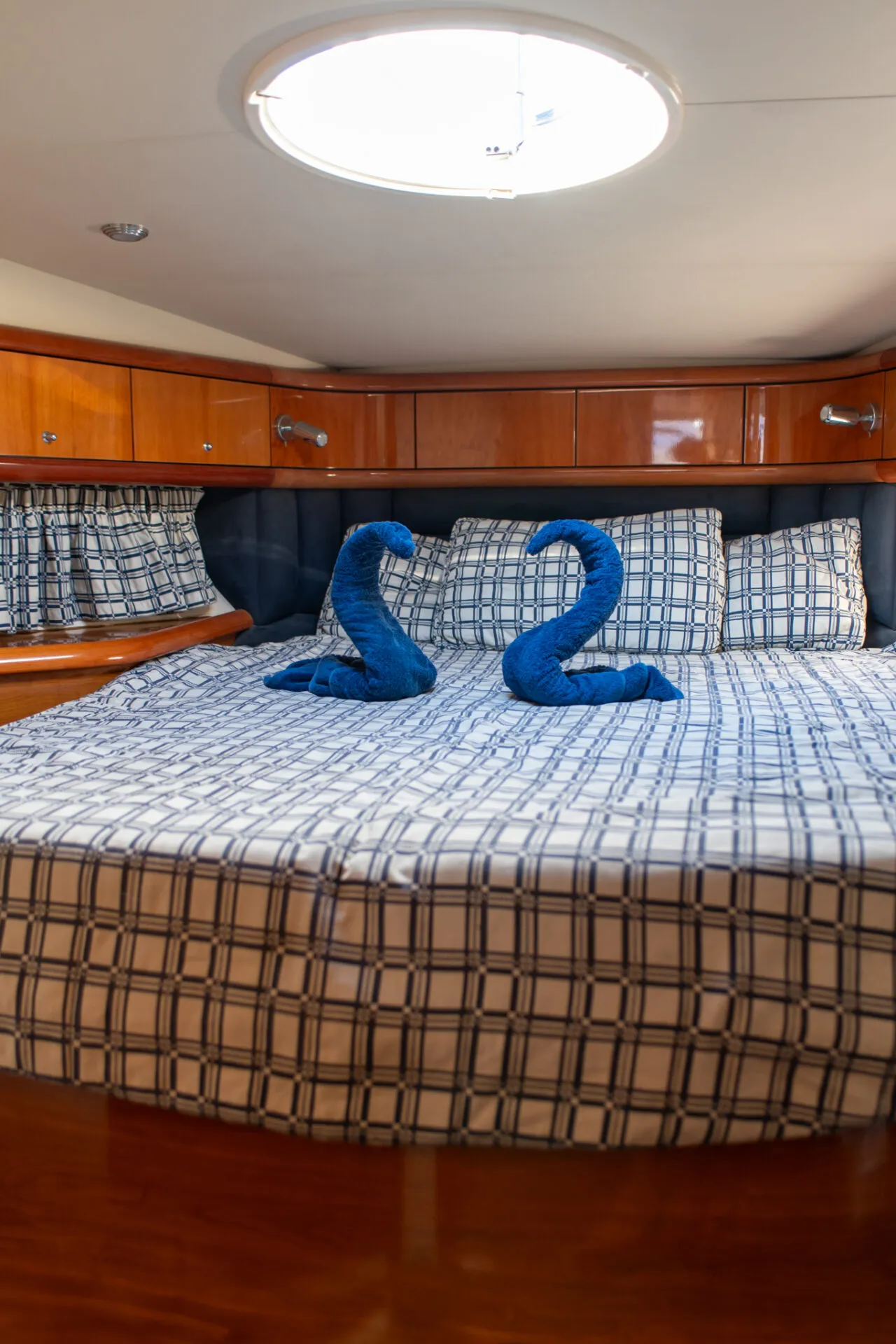 Sunseeker 50 — 5/10
