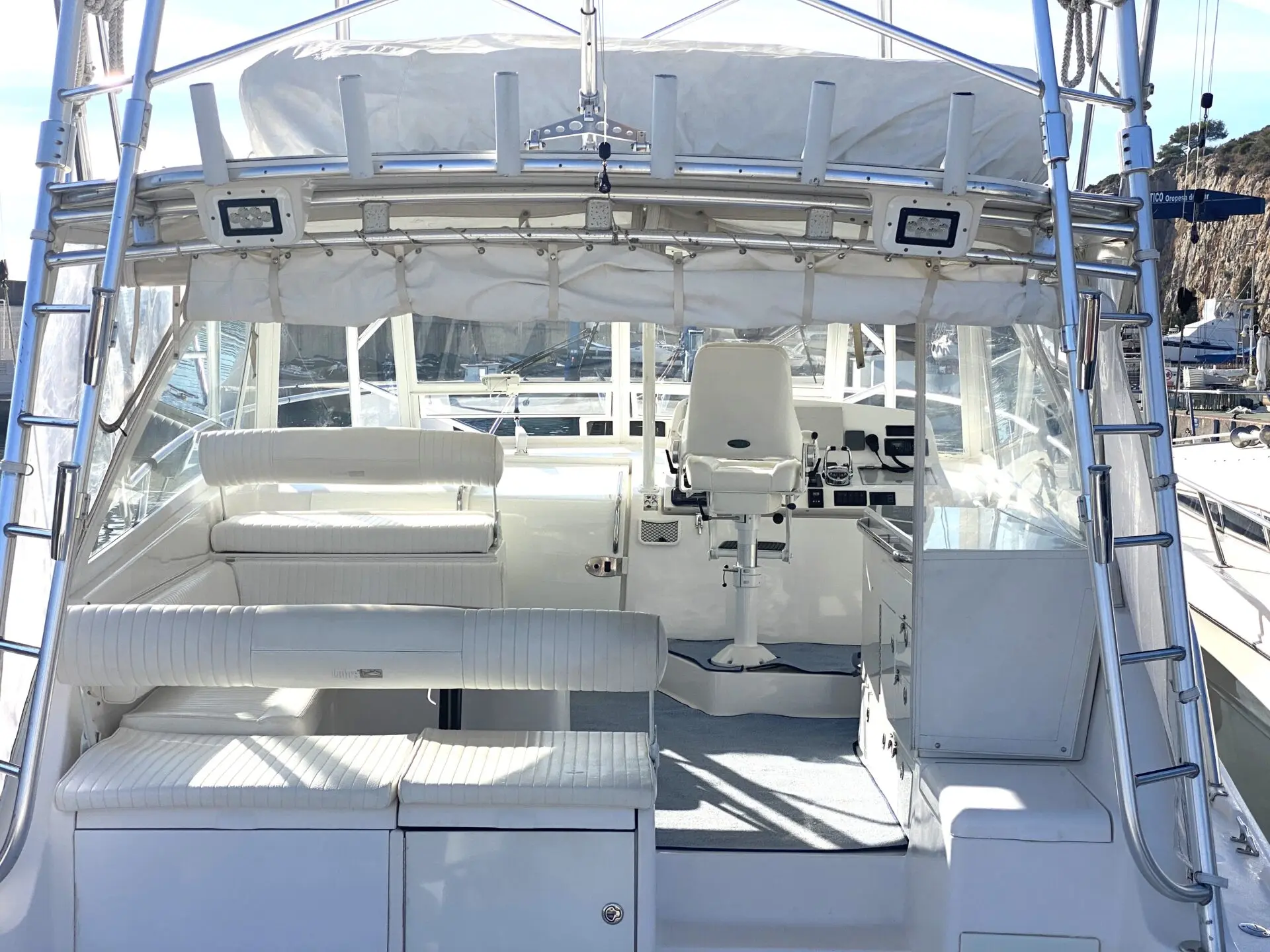 Luhrs 41 — 4/6